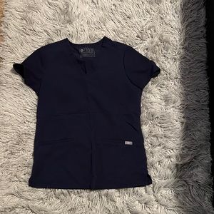 NAVY - FIGS Zamora Jogger Scrub Bottoms size XS / FIGS Casma 3 Pocket top XS.
